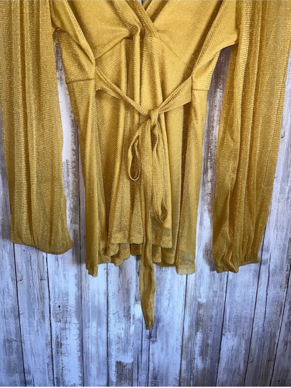 Torrid Gold Metallic Glitter Surplice Wrap Peplum Top 1X NWT - Picture 5 of 8